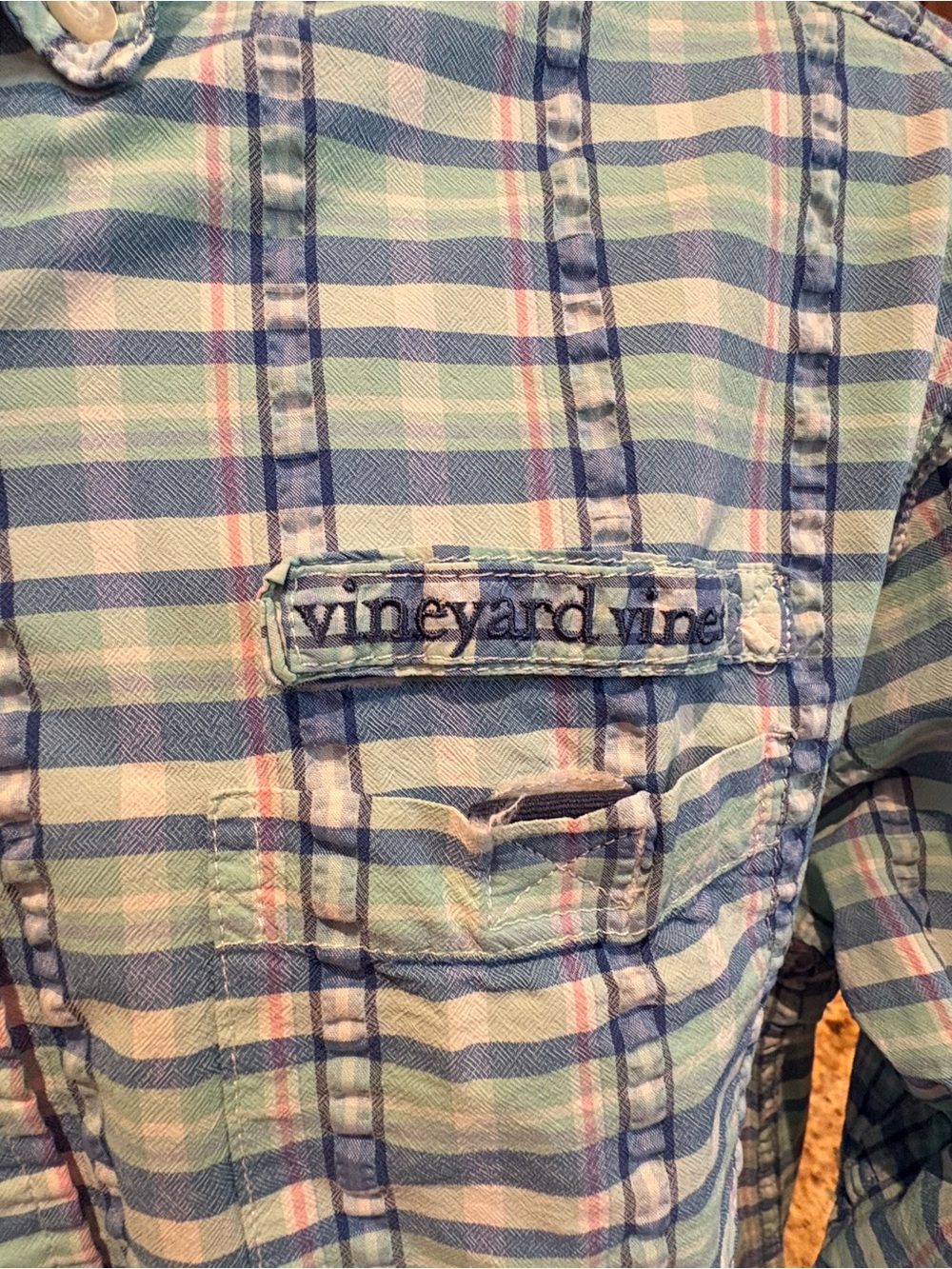 Vineyard Vines men’s Harbor shirt.‎ Sharp Blue & White Plaid with logos. Medium